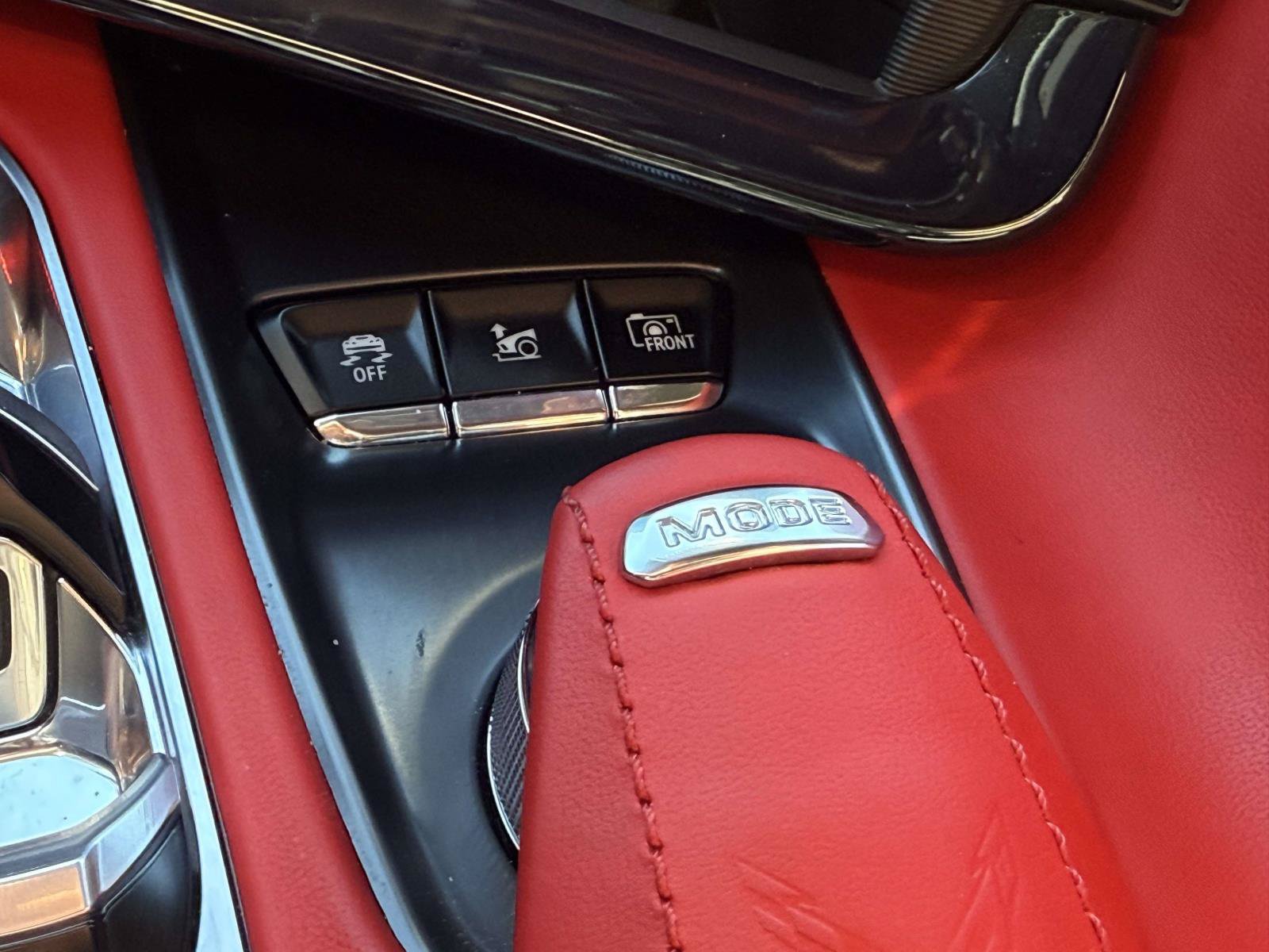 Used 2024 Chevrolet Corvette Stingray Premium Conv w/ Z51 Performance Package RWD image 22