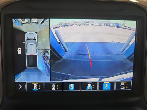 Used 2022 Chevrolet Silverado 2500 High Country w/ Z71 Off-Road Package image 23