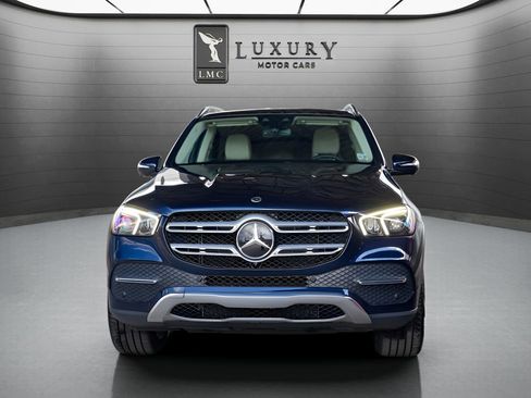 Used 2022 Mercedes-Benz GLE 350 4MATIC image 3