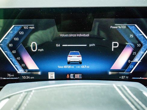 Used 2024 BMW X7 xDrive40i AWD/4WD image 17