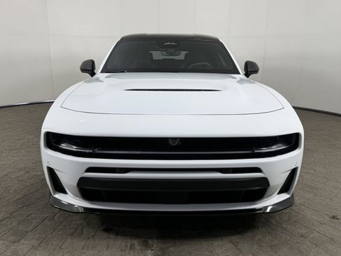 Used 2026 Dodge Charger Scat Pack AWD/4WD image 2