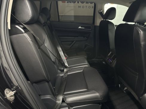 Used 2018 Volkswagen Atlas SE image 21