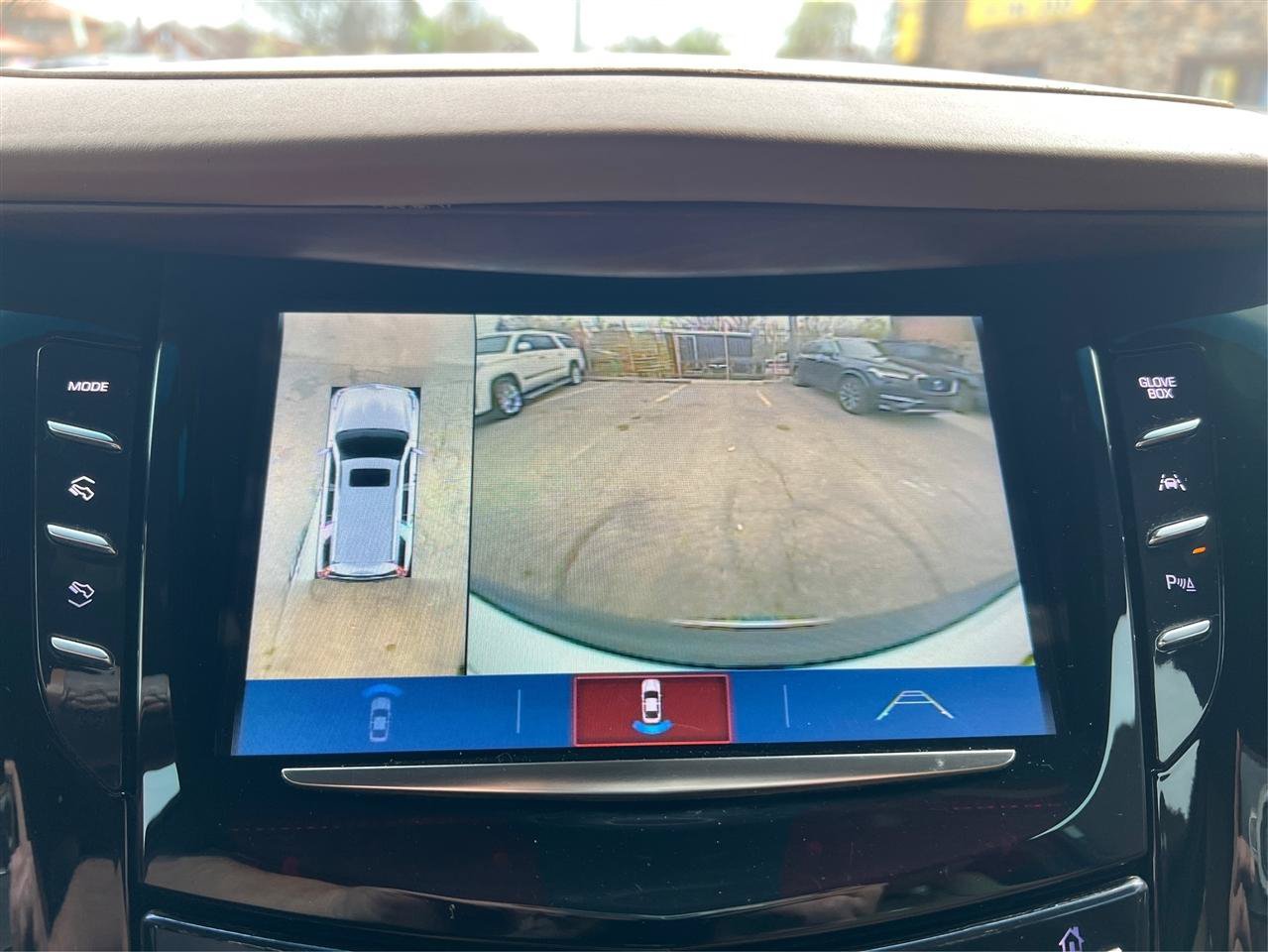 Used 2017 Cadillac Escalade Platinum AWD/4WD image 40