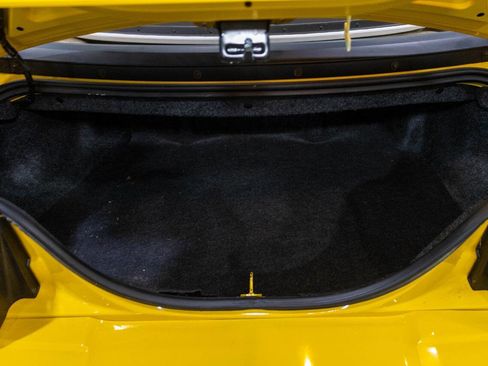 Used 2004 Ford Mustang GT RWD image 33