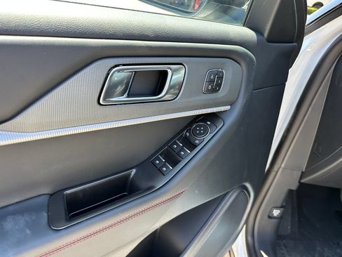 New 2026 Ford Explorer ST-Line w/ ST-Line Street Pack RWD image 23