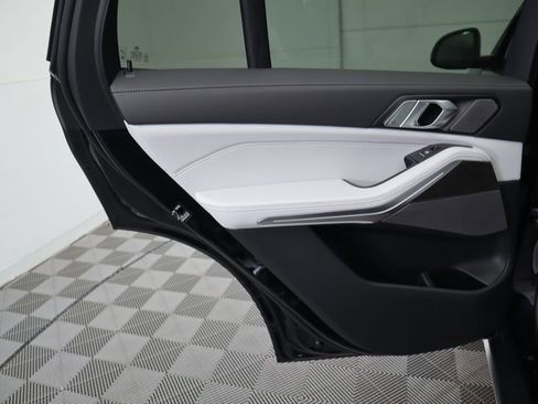 Certified 2026 BMW X5 xDrive40i w/ Premium Package image 28