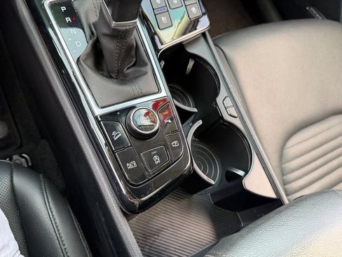 Used 2025 Kia Sportage SX FWD image 23
