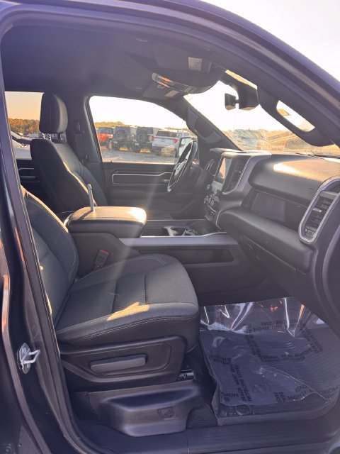 Used 2022 RAM 1500 Big Horn AWD/4WD image 38