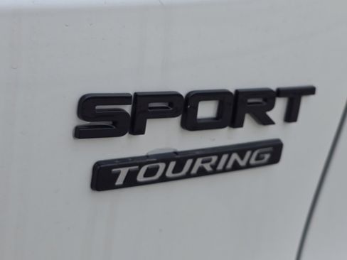 Used 2022 Honda Pilot Sport image 13