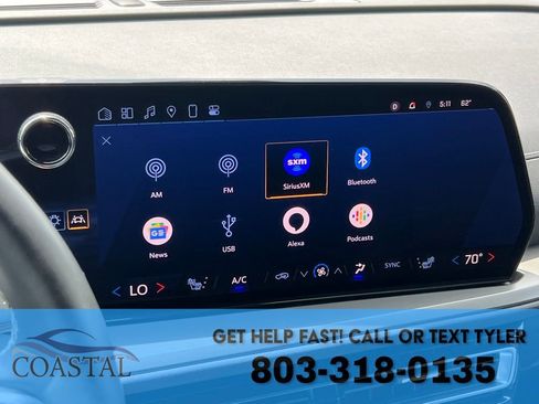 Used 2025 Chevrolet Traverse LT FWD image 39