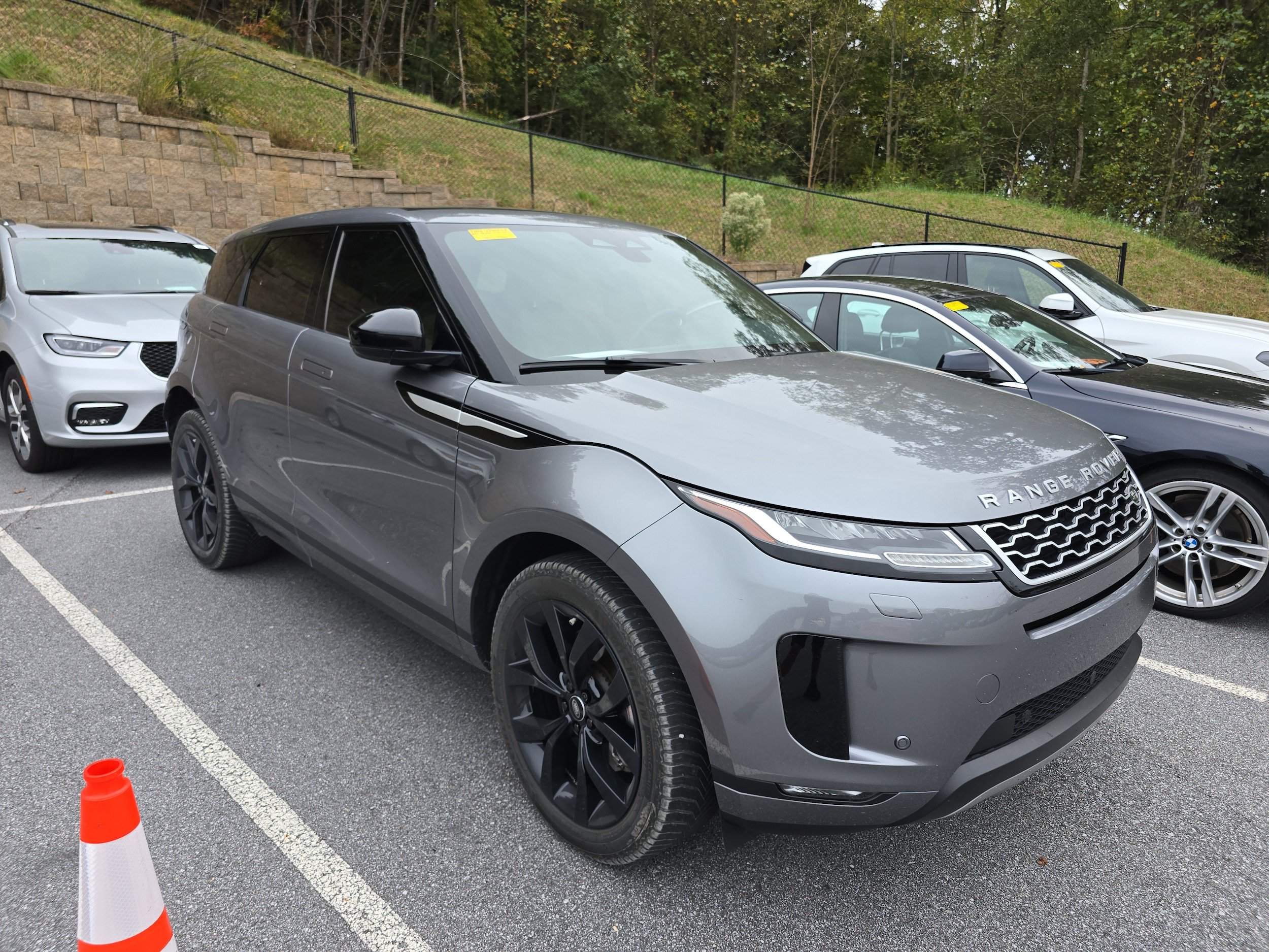 Used 2023 Land Rover Range Rover Evoque S AWD/4WD image 1