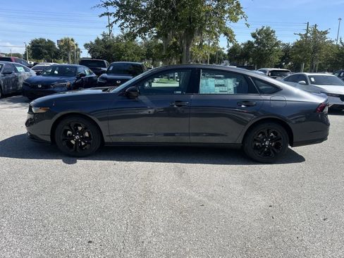 Used 2025 Honda Accord SE image 3