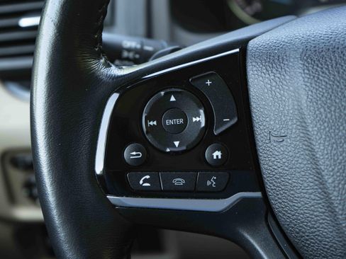 Used 2021 Honda Pilot Touring image 21