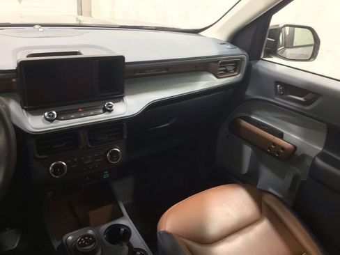 Used 2024 Ford Maverick Lariat w/ 4K Tow Package image 30