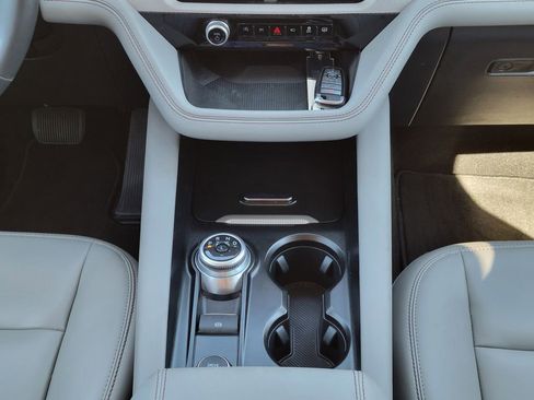 Certified 2025 Ford Explorer Active w/ Active Comfort Package image 23