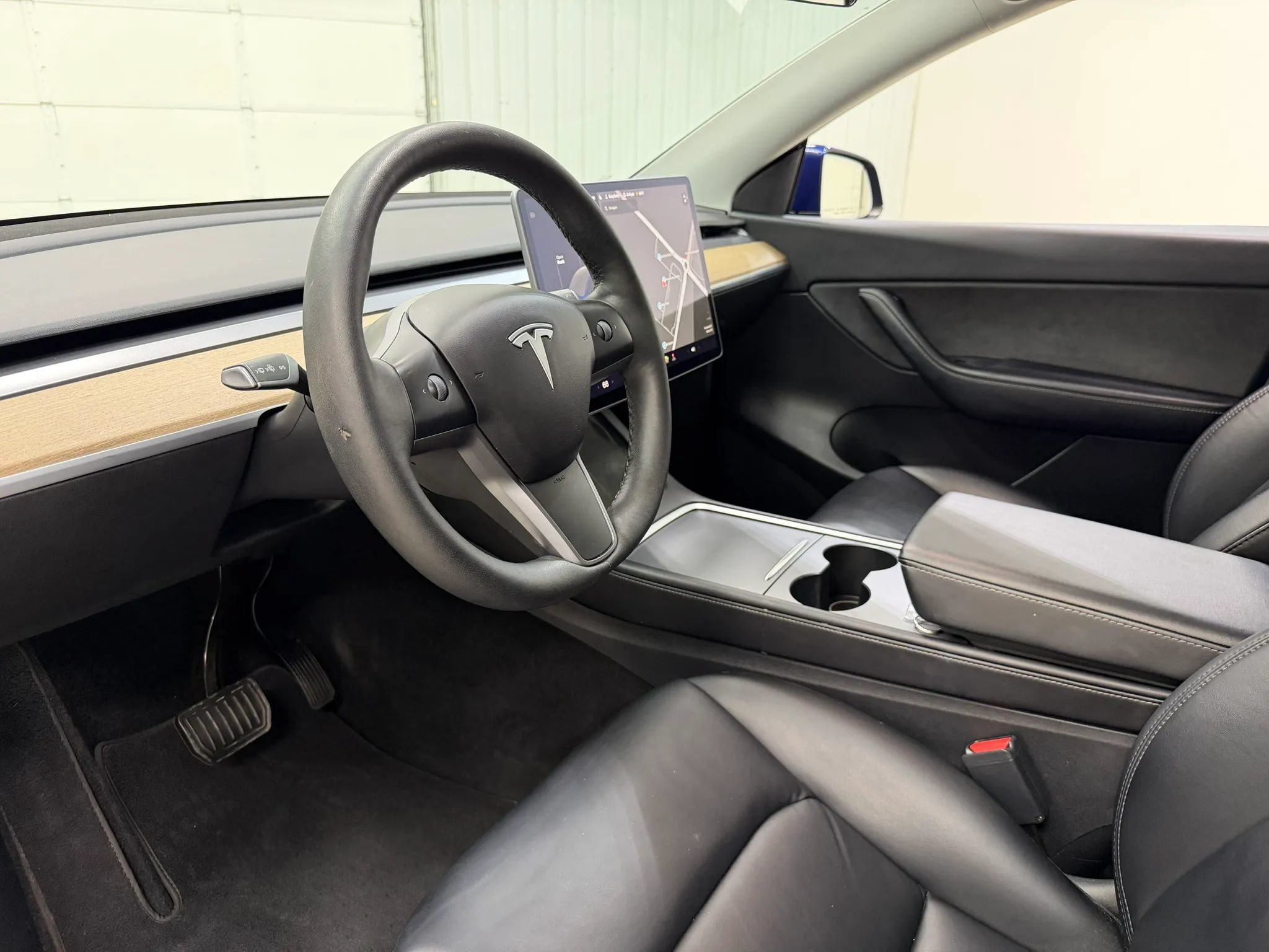 Used 2021 Tesla Model Y Long Range AWD/4WD image 12