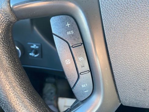 Used 2015 GMC Savana 2500 image 17