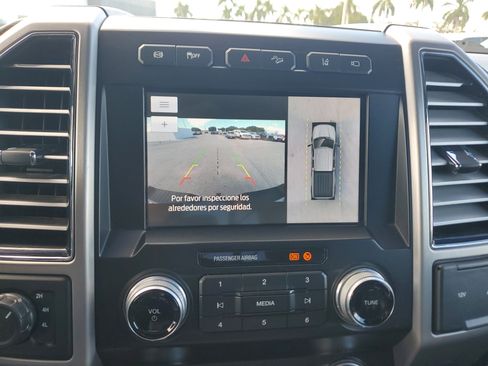 Used 2021 Ford F350 Platinum image 11