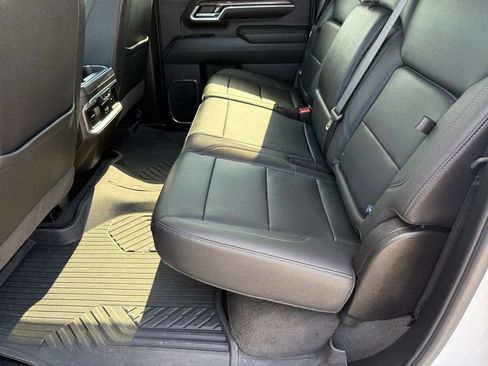 Used 2024 Chevrolet Silverado 2500 LTZ w/ LTZ Plus Package AWD/4WD image 11