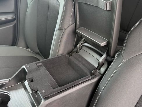 New 2025 Jeep Grand Cherokee L Laredo image 18