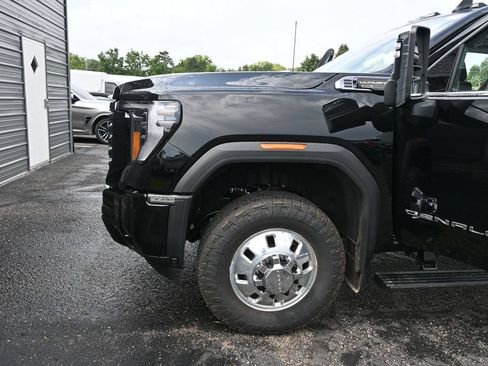 Used 2026 GMC Sierra 3500 Denali Ultimate AWD/4WD image 41