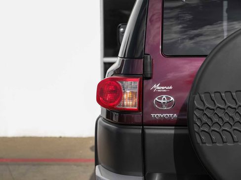 Used 2007 Toyota FJ Cruiser 4WD image 42