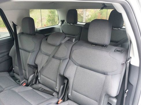 Used 2025 Ford Expedition Active RWD image 22