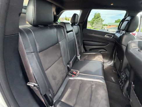 Used 2020 Jeep Grand Cherokee Altitude AWD/4WD image 39