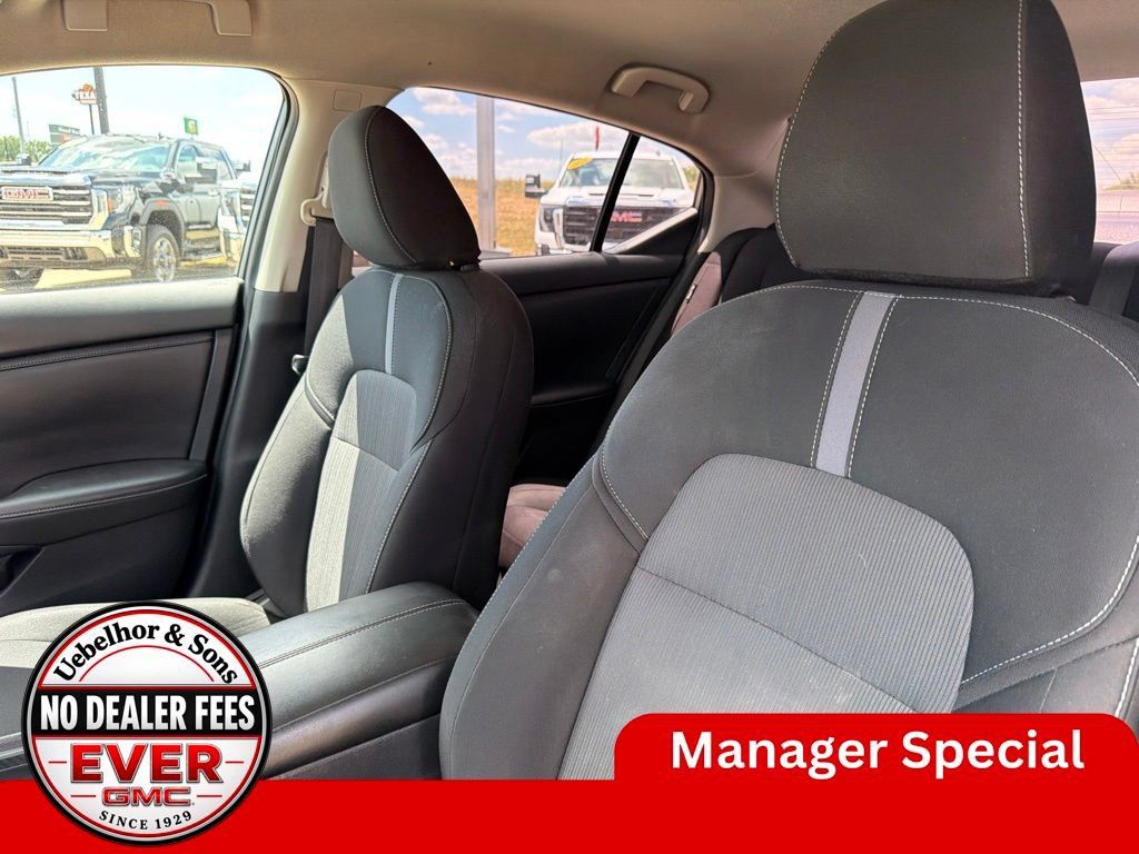 Used 2024 Nissan Sentra SV w/ All-Weather Package FWD image 21