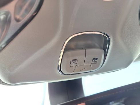 Used 2019 Jeep Compass Limited AWD/4WD image 34