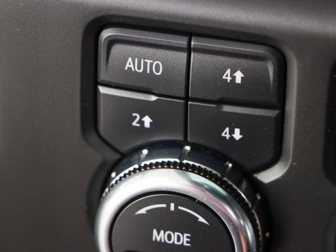 Used 2024 GMC Sierra 2500 AT4 w/ AT4 Premium Plus Package image 24