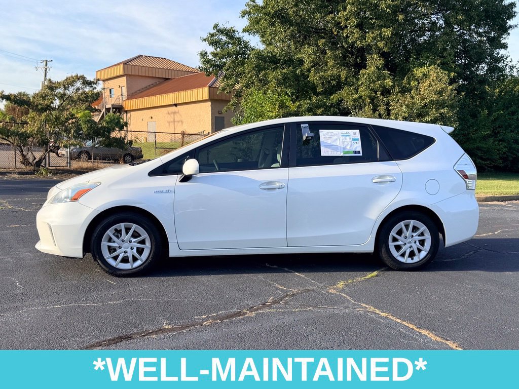 Used 2014 Toyota Prius V Three FWD image 4