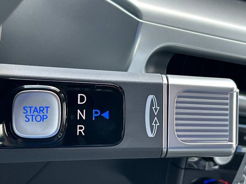 New 2026 Hyundai Ioniq 9 SE AWD/4WD image 33