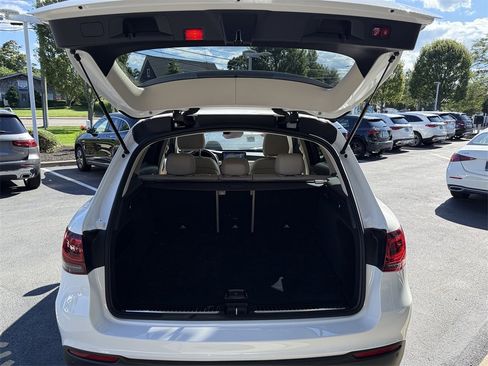 Certified 2022 Mercedes-Benz GLC 300 4MATIC image 32