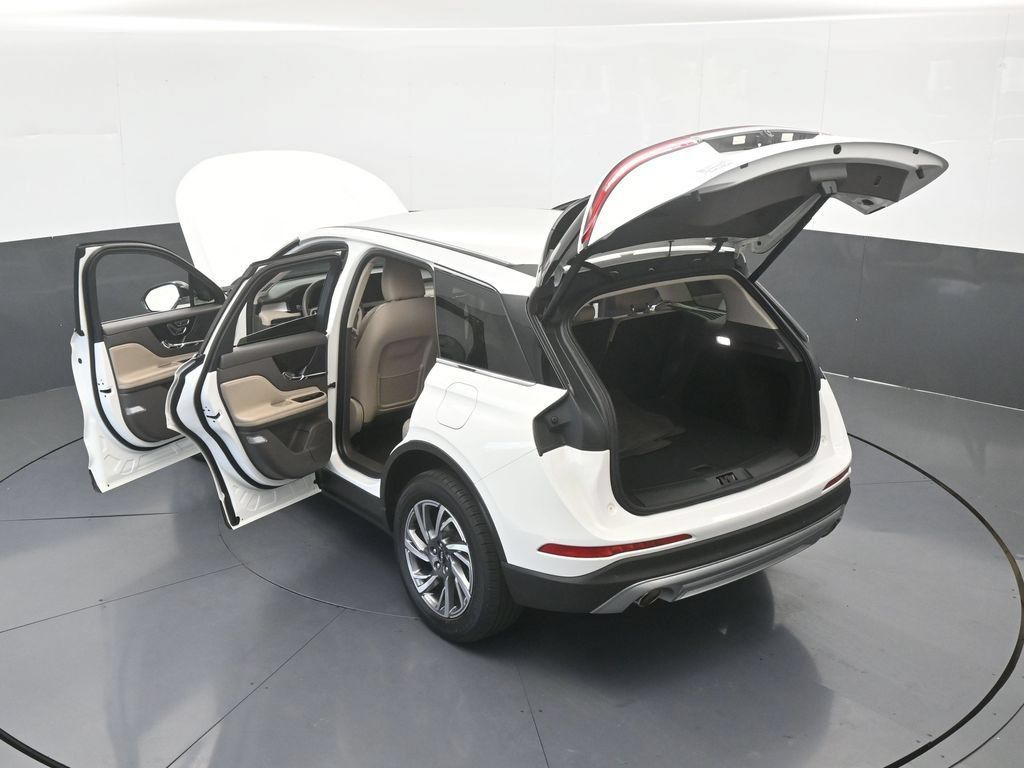 Used 2023 Lincoln Corsair FWD image 68