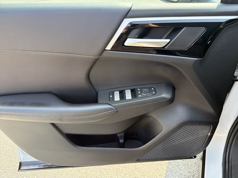 Used 2023 Mitsubishi Outlander SE FWD image 20