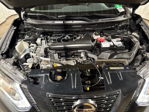 Used 2018 Nissan Rogue SV w/ Premium Package AWD/4WD image 26