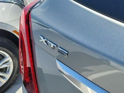 Certified 2023 Cadillac XT5 Luxury FWD image 7
