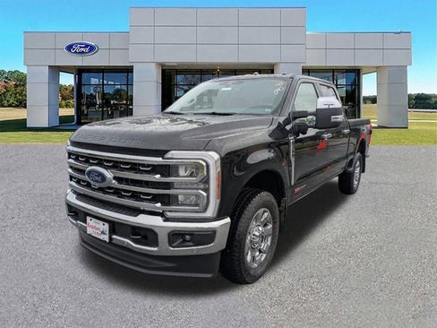 New 2025 Ford F350 King Ranch w/ Chrome Package AWD/4WD image 8