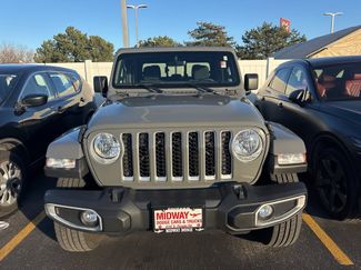 Used 2023 Jeep Gladiator Overland video 2