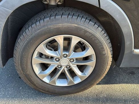 Used 2020 Hyundai Santa Fe SEL w/ Cargo Package image 26