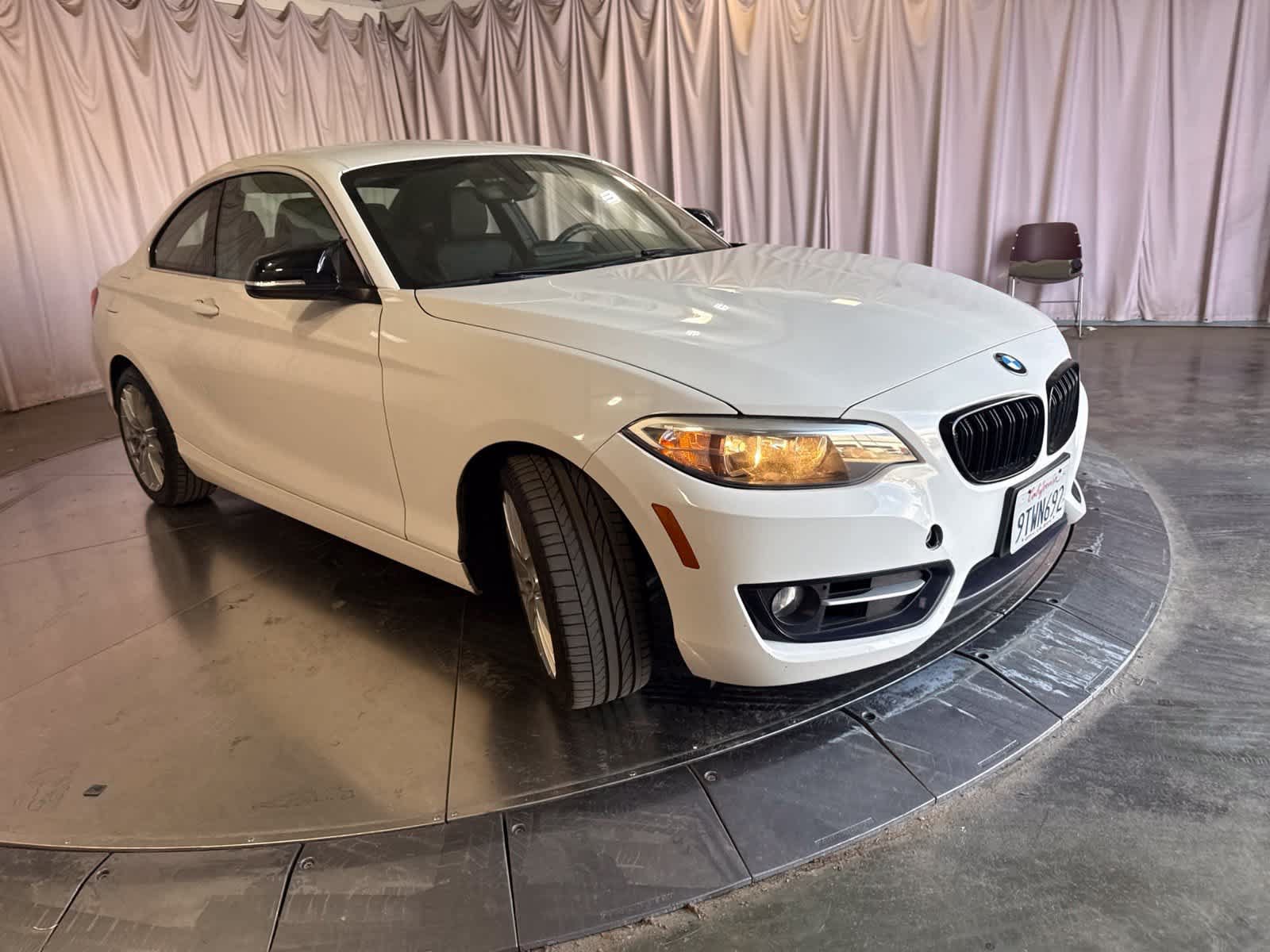 Used 2016 BMW 228i Coupe RWD image 3
