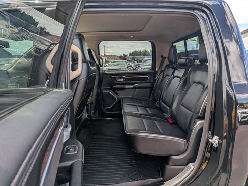 Used 2020 RAM 1500 Laramie AWD/4WD image 7
