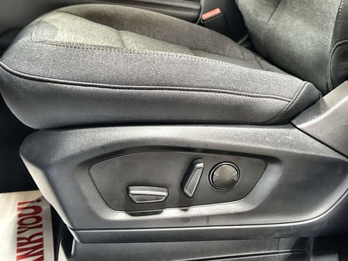 New 2026 Ford Explorer Active RWD image 13