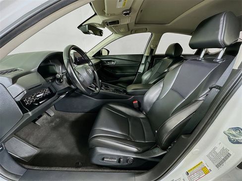 Used 2024 Honda Accord EX-L image 25
