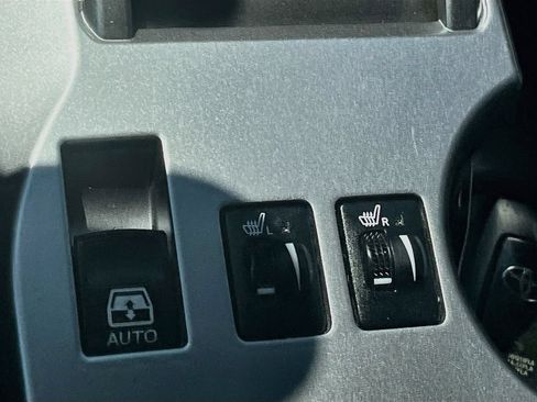 Used 2024 Toyota 4Runner SR5 Premium w/ Moonroof Package RWD image 20