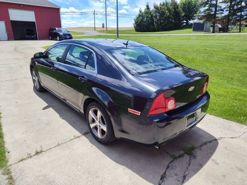 Used 2009 Chevrolet Malibu Hybrid FWD image 2