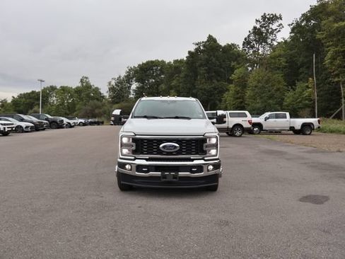 Used 2023 Ford F350 Lariat w/ Lariat Ultimate Package AWD/4WD image 12