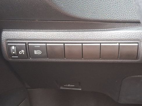 Certified 2023 Toyota Corolla LE image 22