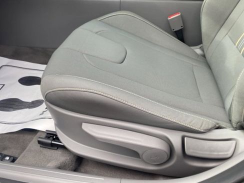 New 2026 Hyundai Elantra SEL Sport Premium FWD image 16